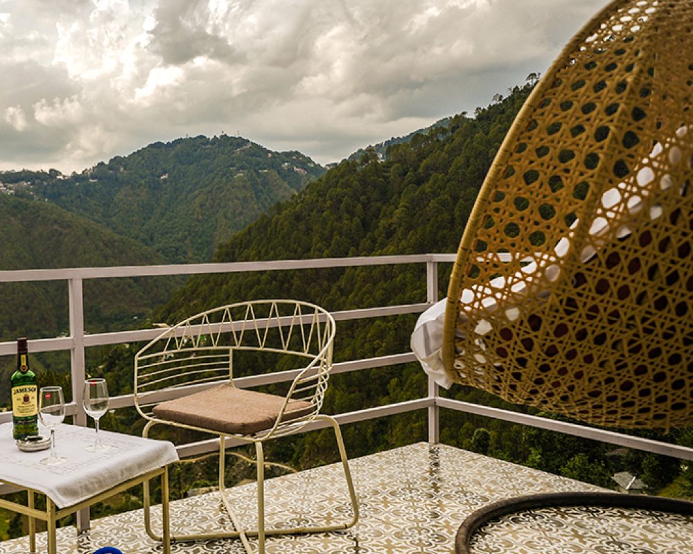 Luxurious Cottages with Expansive Views